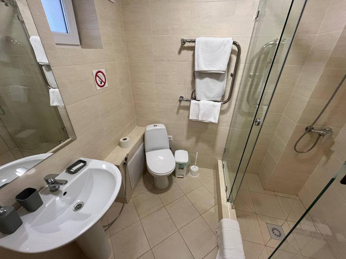 Fox Rooms 90 Mykolaiv Exterior photo